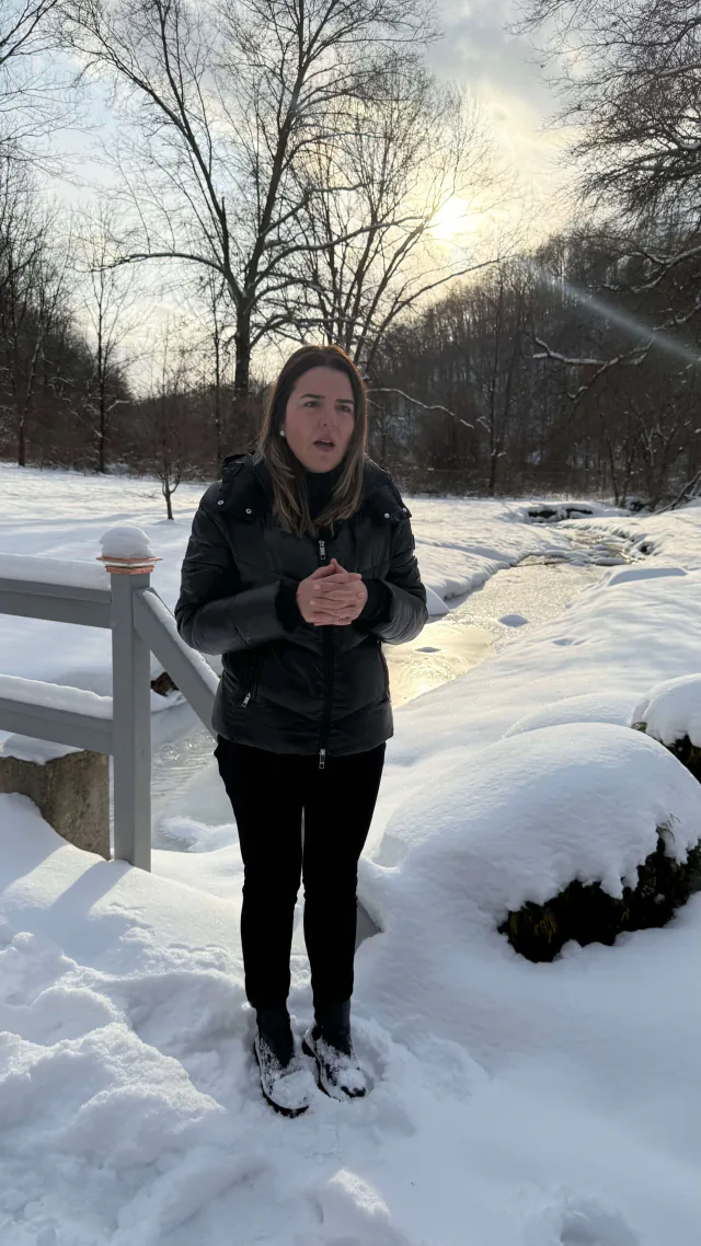 Andreza Araújo em uma locação de inverno